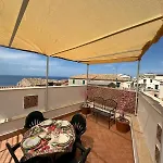 Affaccio Sul Mare Attico *